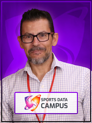 David R. Sáez